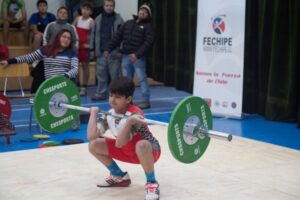 Exponentes de Chile y Argentina  protagonizaron torneo de pesas