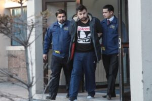 Detienen a sujeto que se mantenía prófugo por millonaria estafa a Ripley