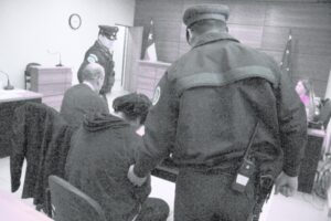 A la cárcel padre que obligó a beber  a su hija para abusarla sexualmente