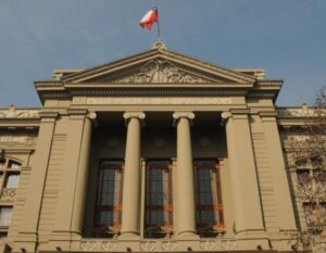 Diversas reacciones tras libertad condicional de cuatro condenados por delitos graves
