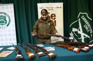Carabineros recibe 53 armas de fuego en lo que va del año