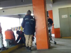 Comenzó instalación de sistema de cobro en el mall