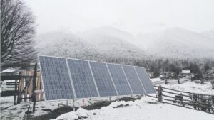 Expertos buscan incentivar el uso de energía sustentable en Chile