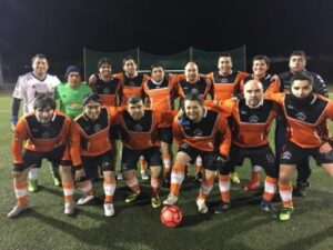 Debut ganador para Los Elegidos FC y Espartanos en la “Silver Cup 10 años”