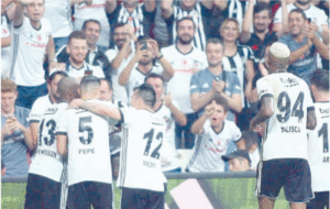 Gary Medel no tuvo fonda, pero fue un “Pitbull” en el fondo