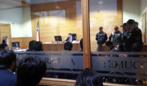 Comuneros mapuches seguirán en prisión preventiva