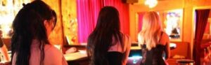 La danza de millones que deja el  comercio sexual en Punta Arenas