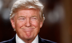Sondeo señala que el respaldo hacia Trump cayó a sus niveles más bajos durante octubre