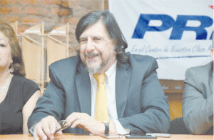 Candidato Arcos critica silencio ante disminución al subsidio del gas