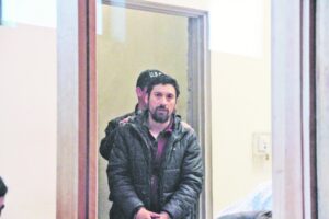 Amenazando con huelga seca condenado  ingresó a prisión para cumplir 540 días