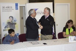 Mina Invierno firma convenio de  colaboración con Club de Leones