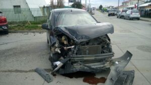 Una mujer y un menor resultan con lesiones  luego de violento accidente de tránsito