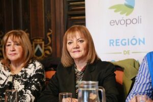 Helga Neumann renuncia y llama a militantes de Evópoli a votar por candidatos de Chile Vamos