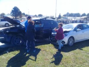 Violenta colisión en conflictiva esquina dejó daños considerables en móviles