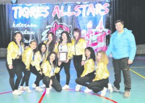 Nova Austral realizó con éxito el primer encuentro regional de Cheerleaders en Porvenir