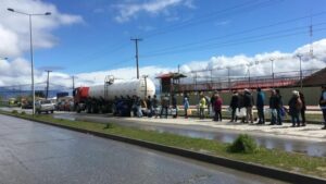 Natales: Camiones aljibe  en diferentes sectores