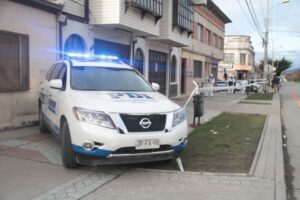 PDI continúa revisando cámaras de vigilancia para  identificar a autores de agresión a adulto mayor