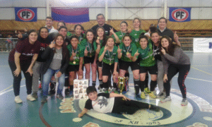 Las “chicas” del Scout se quedaron con el título de su torneo internacional de futsal