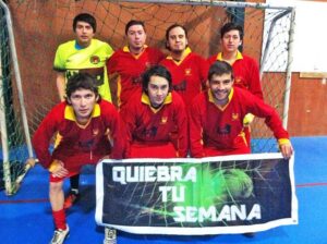 Ardua lucha por los primeros lugares en el torneo de baby fútbol “Quiebra tu semana”