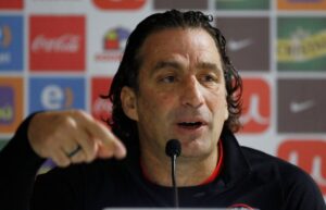 Pizzi asegura que la selección  “dejará la vida” para clasificar