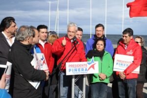 Candidato Sebastián Piñera lidera encuesta presidencial en la Región de Magallanes