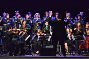 Participa de la “Misa de  los Niños” de Rutter