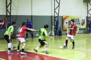 Básquetbol laboral en tierra derecha, baby fútbol define a sus campeones