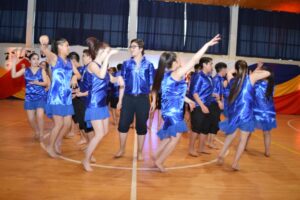 Danza y color presenció la comunidad educativa del Liceo Luis Alberto Barrera