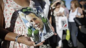 Informático que le prestó el arma al fiscal declara ante juez argentino como único sospechoso