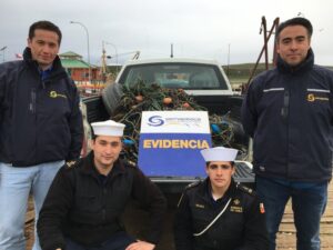 Armada y Sernapesca incautaron casi medio kilómetro de redes centolleras
