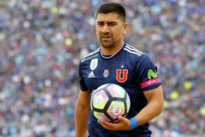 Sifup sale en defensa de David Pizarro