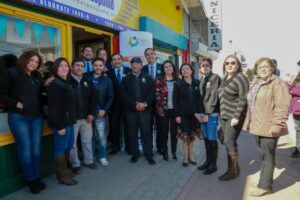 Locales comerciales estrenaron nuevas fachadas gracias a Sercotec