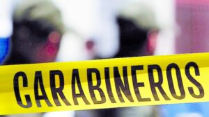 Niño de dos años muere al interior de un vehículo