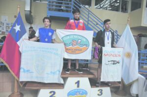 Hispanoamericano ganó  el Torneo Internacional  de Natación 2017 del  Club Punta Arenas