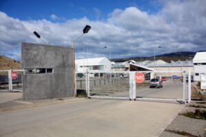 Alarma pública por depravado que ronda  en jardines y colegios de Punta Arenas