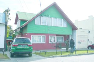 Roban especies y se llevan vehículo institucional desde oficinas de la Subdere