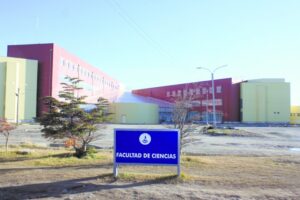 Ofrecen becas de integración transfronteriza para estudiar en la Universidad de Magallanes