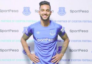 Tras doce años Walcott deja el Arsenal y ficha por el Everton