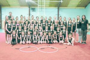 Ícono mundial de la gimnasia dicta  clases a aprendices magallánicas