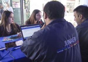 Registro Social de Hogares, principal requisito para renovar o postular a las becas Junaeb