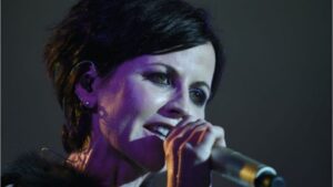 Causa de muerte de Dolores O’Riordan será revelada en abril