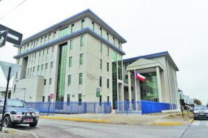 Mujer acusa amenazas  de muerte e incendio