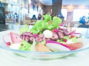 Refrescante ensalada de mar ideal  para el verano patagónico