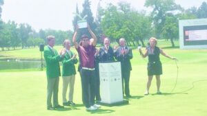 Golfista chileno sigue haciendo historia