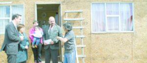 28 familias son beneficiadas con subsidio para mejorar viviendas
