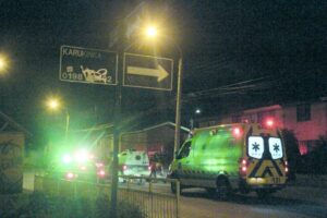 Una joven y dos hombres resultaron heridos con arma blanca en confuso incidente