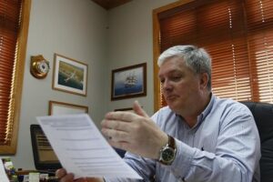 Kusanovic manifestó que crear el Área Marítima Protegida es hipotecar el futuro de Magallanes