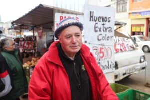 Los puestos de calle Errázuriz son  preferidos por los puntareneses