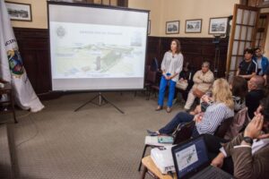Presentan al Concejo Municipal  ambicioso proyecto de Cerro de La Cruz  que incluye mirador y ascensor