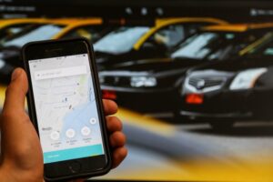Uber: choferes contentos pese a que el servicio aún es ilegal
